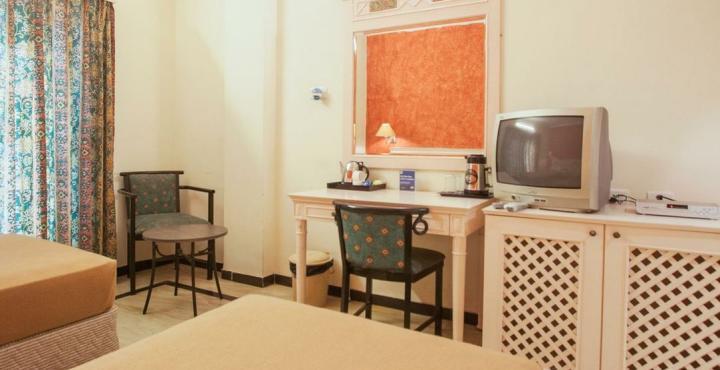 Glm Meridian Chennai Exterior photo