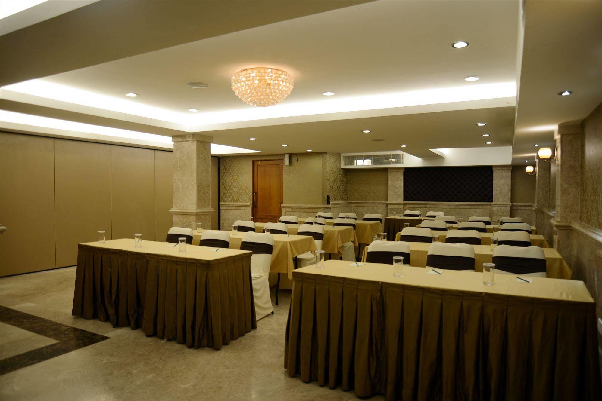 Glm Meridian Chennai Exterior photo